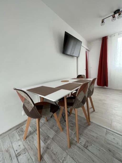 Appartement 3 Pieces Moderne 2 A 6 Personnes La Bourboule Exterior photo